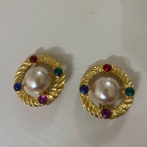 Vintage 80s Gold Rope Faux pearl red purple blue green stone Clip On Earrings ❤️